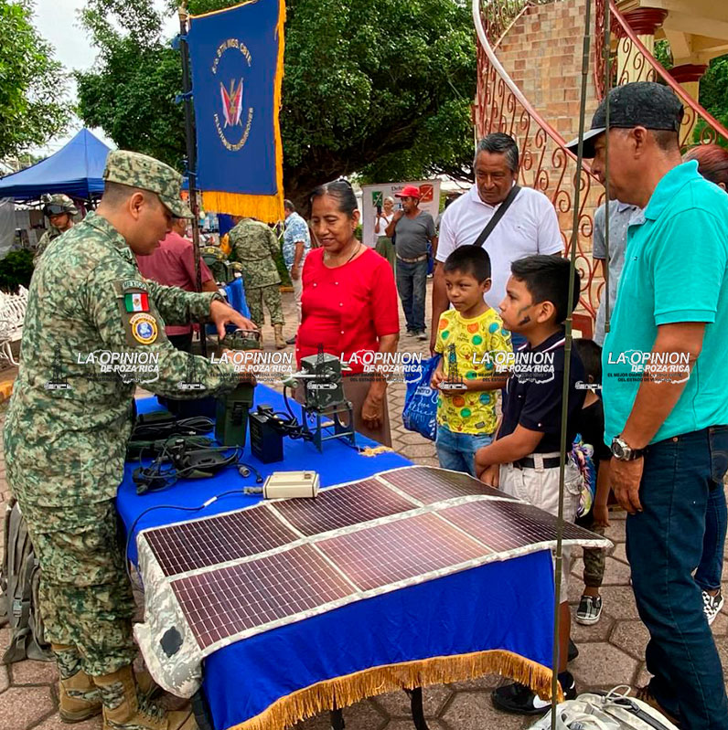Hubo exposición militar en Naranjos