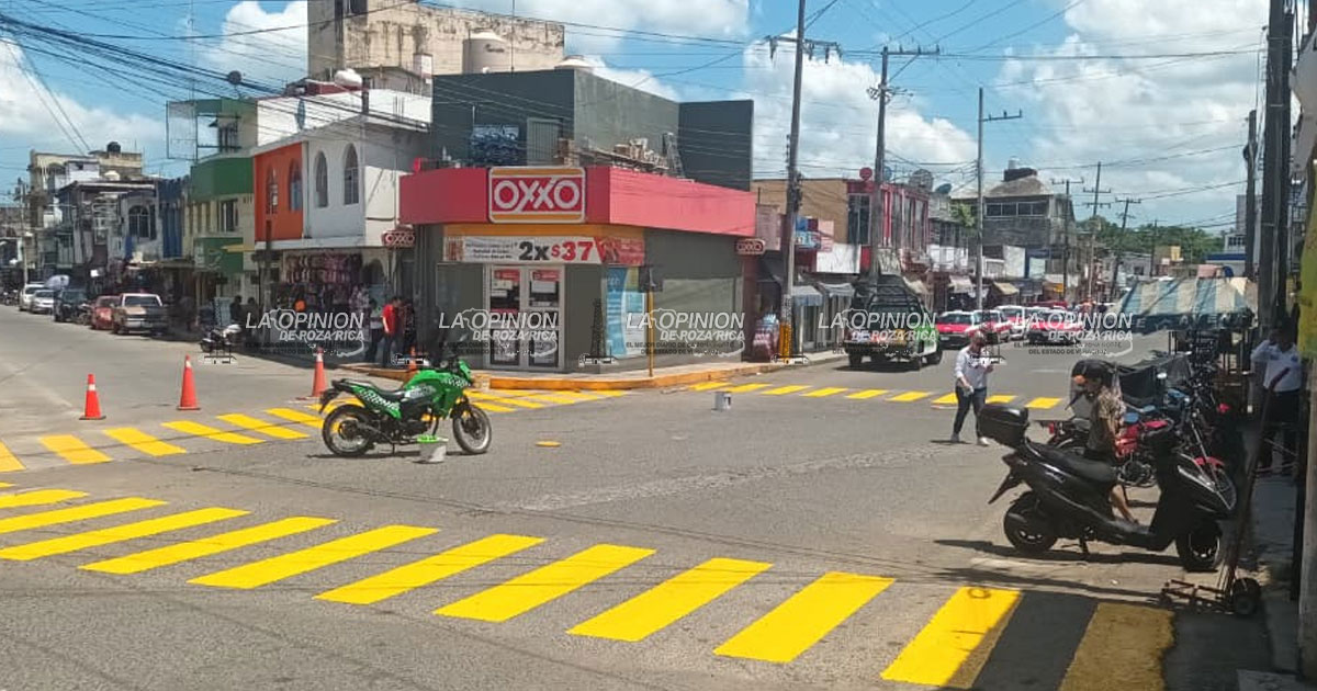 Pintan más pasos peatonales en Naranjos