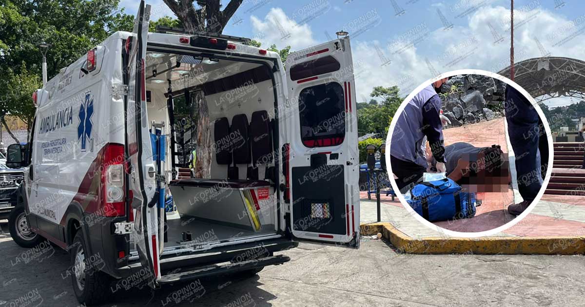 Mujer terminó en el hospital tras caer en la Plaza Cívica Mujer terminó en el hospital tras caer en la Plaza Cívica