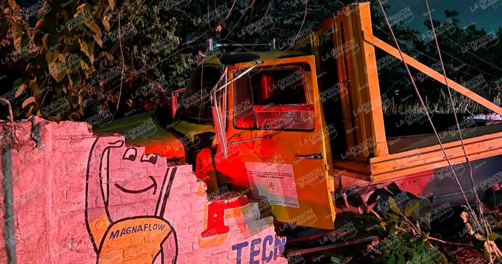 ¡Casi se matan en accidente! ¡Casi se matan en accidente!