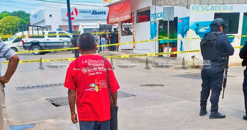 Ejecutan a dos hombres en tortillería de Tuxpan Ejecutan a dos hombres en tortillería de Tuxpan