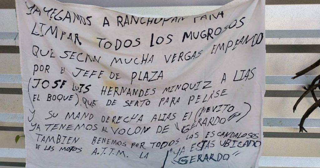 Hallan narcomanta en San Andrés Tuxtla Hallan narcomanta en San Andrés Tuxtla