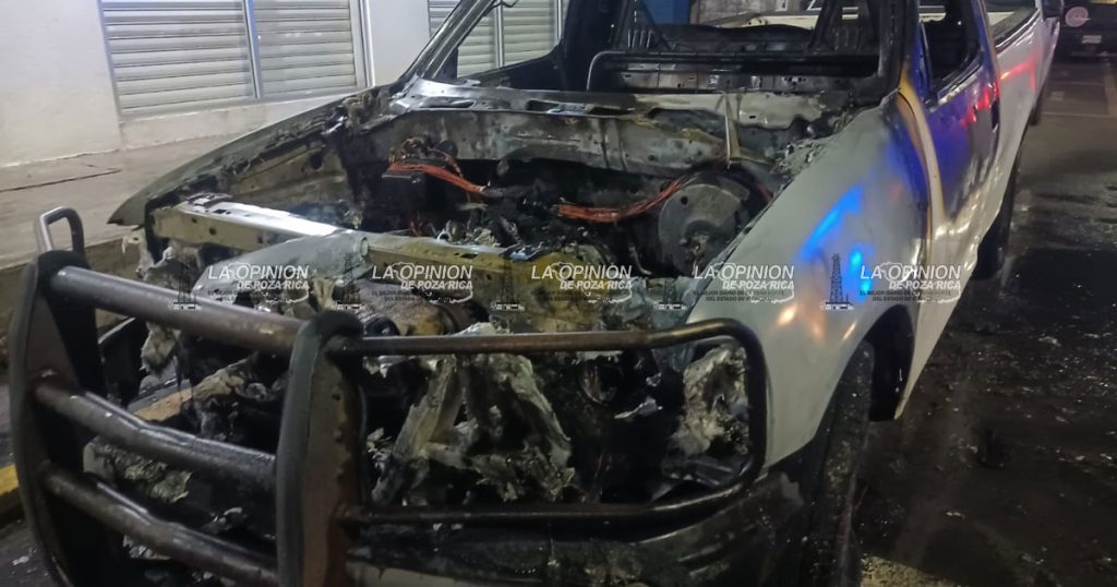 Se incendia patrulla en Tuxpan Se incendia patrulla en Tuxpan