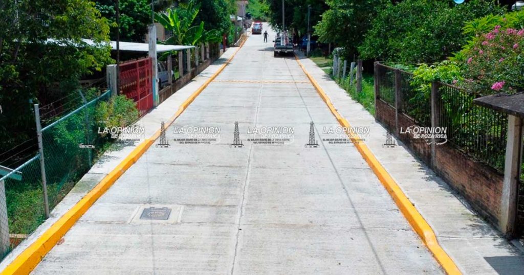 Entregan nuevas obras en el ejido Francisco Villa Entregan nuevas obras en el ejido Francisco Villa