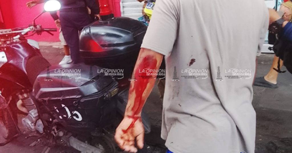 Fue navajeado al salir de la cantina Fue navajeado al salir de la cantina