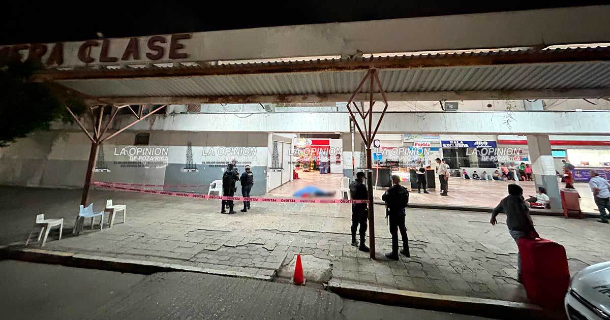 Murió repentinamente en la central de ADO Murió repentinamente en la central de ADO