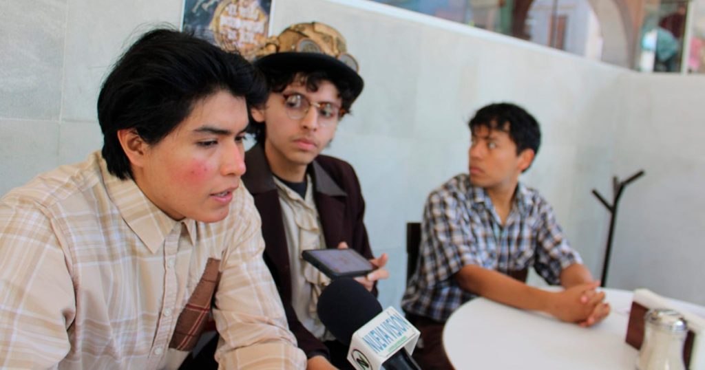 Alumnos de Teatro de la UV presentarán obra El reloj descompuesto de Teté en Xalapa Alumnos de Teatro de la UV presentarán obra El reloj descompuesto de Teté en Xalapa