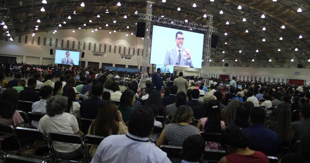 ¡Programa de tres días centrado en la adoración pura! ¡Programa de tres días centrado en la adoración pura!