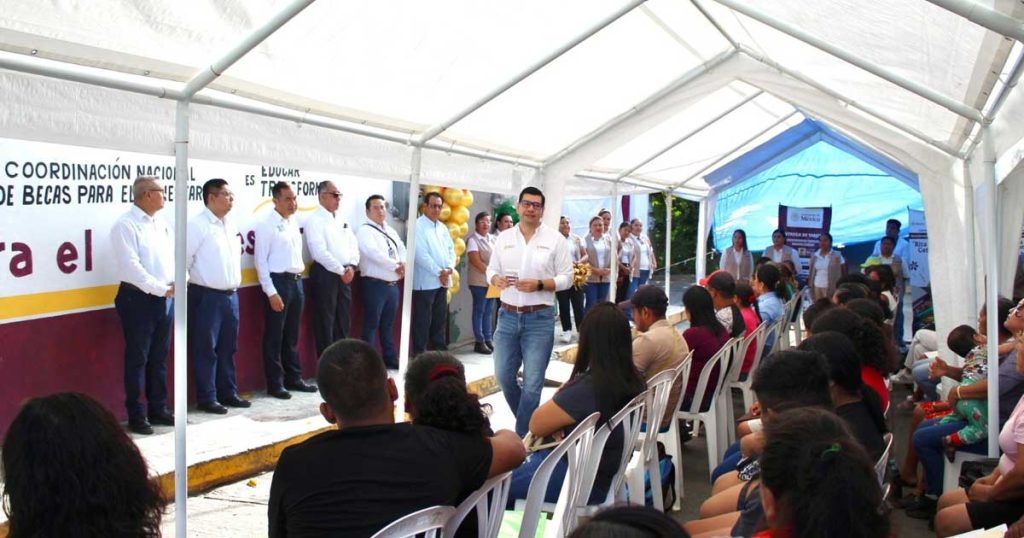 Inauguran Centro de Atención de Becas para el Bienestar en Gutiérrez Zamora Inauguran Centro de Atención de Becas para el Bienestar en Gutiérrez Zamora