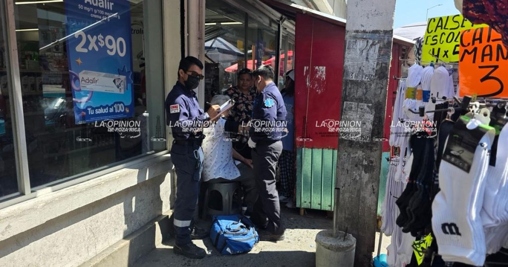Se desvaneció en pleno centro Se desvaneció en pleno centro