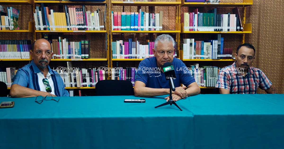 Secuestran y politizan a la Universidad Veracruzana Secuestran y politizan a la Universidad Veracruzana