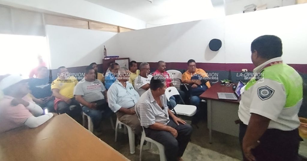 Buscan reducir accidentes automovilísticos en Gutiérrez Zamora Buscan reducir accidentes automovilísticos en Gutiérrez Zamora