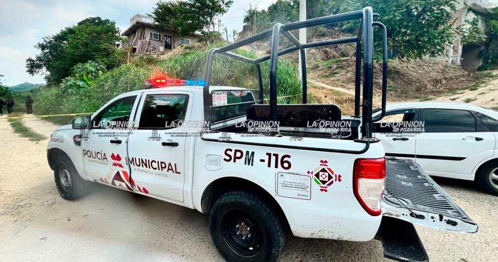 Ejecutan a taxista en un camino de terracería Ejecutan a taxista en un camino de terracería