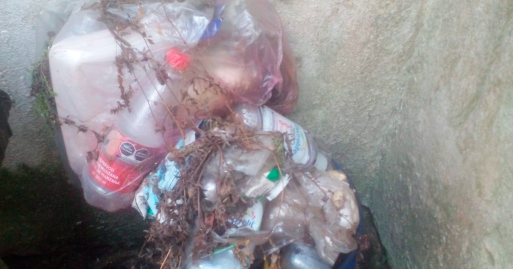 Tecolutla inmersa en la basura, el camión tarda días en pasar Tecolutla inmersa en la basura, el camión tarda días en pasar