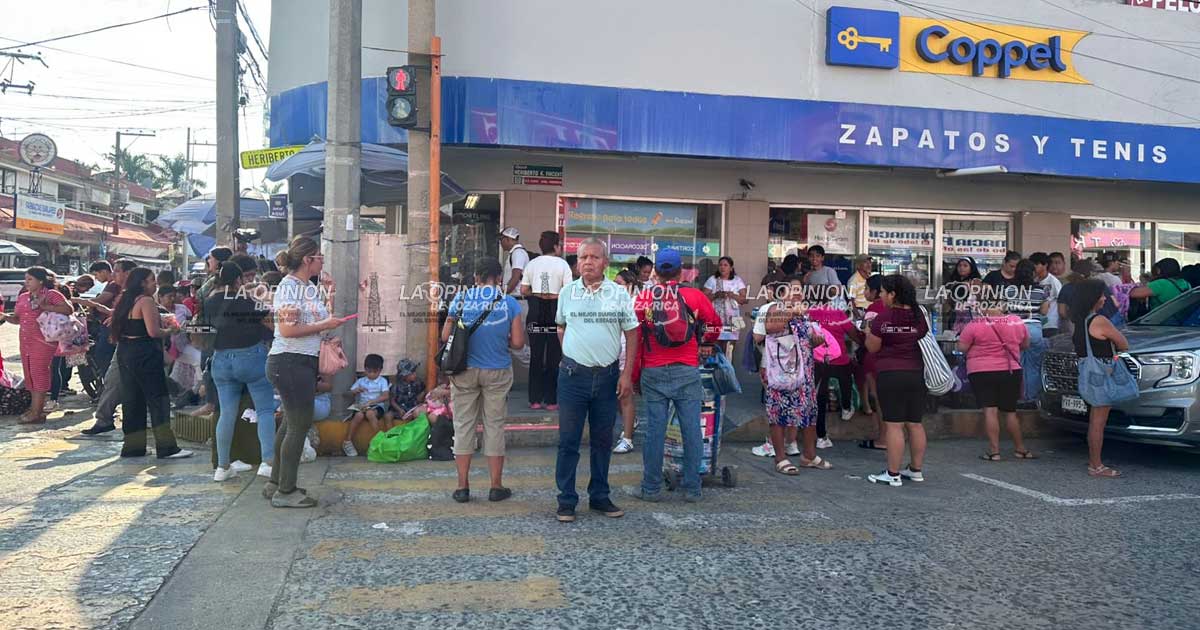 "Nenis" Facilitan el Regreso a Clases con Intercambio de Uniformes y Útiles Escolares "Nenis" Facilitan el Regreso a Clases con Intercambio de Uniformes y Útiles Escolares