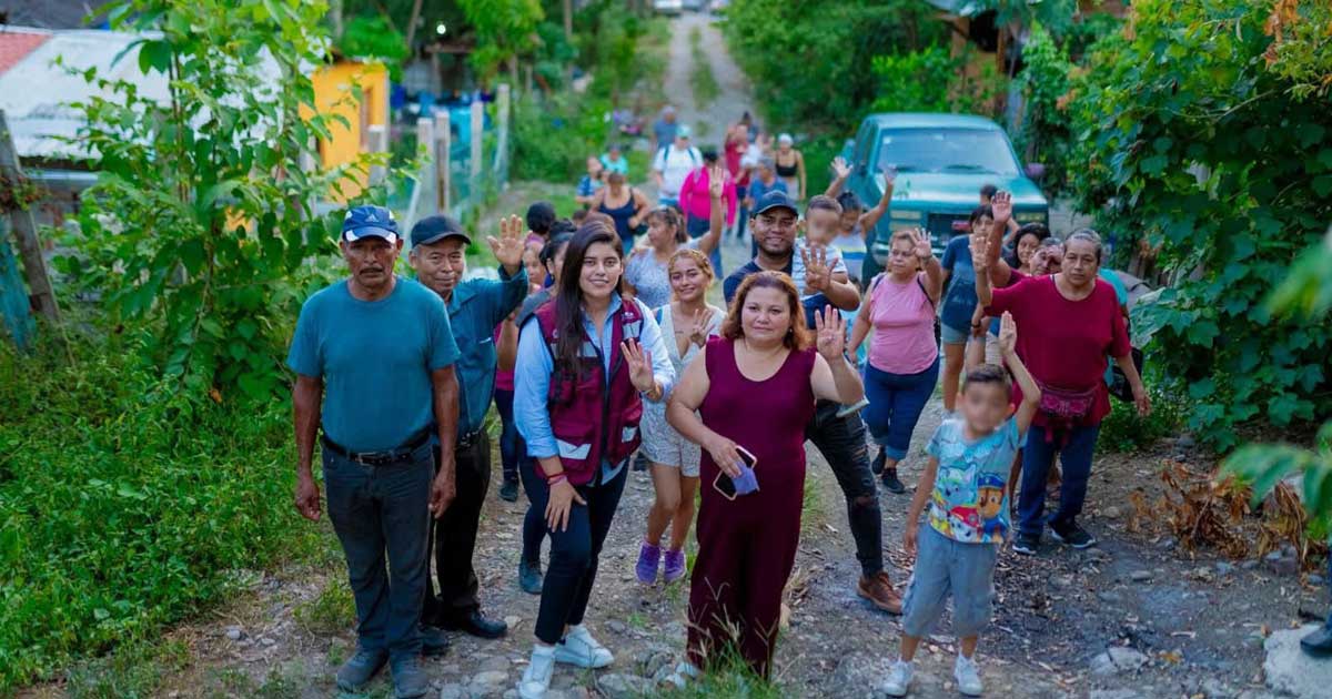 “Con organización y unidad Morena sigue avanzando en Poza Rica”: Adanely Rodríguez “Con organización y unidad Morena sigue avanzando en Poza Rica”: Adanely Rodríguez