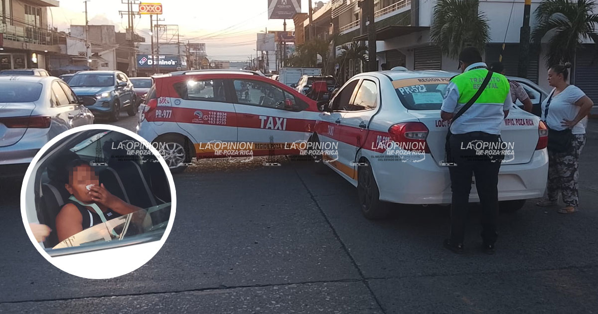Chocan taxis en avenida 20 Chocan taxis en avenida 20