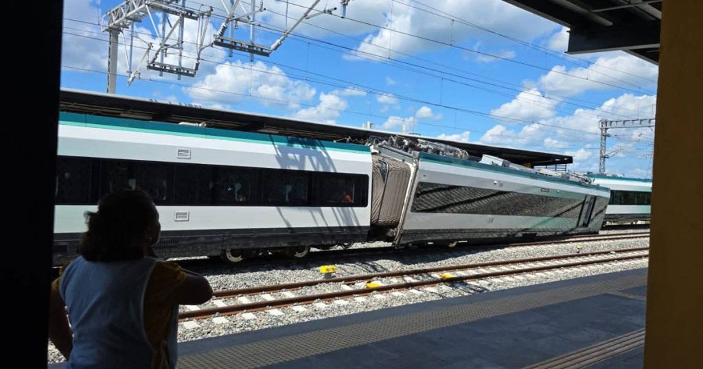 Descarrila vagón del Tren Maya en Izamal; investigan causas Descarrila vagón del Tren Maya en Izamal; investigan causas