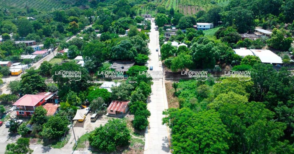 Entregan nuevas obras en el ejido Francisco Villa Entregan nuevas obras en el ejido Francisco Villa