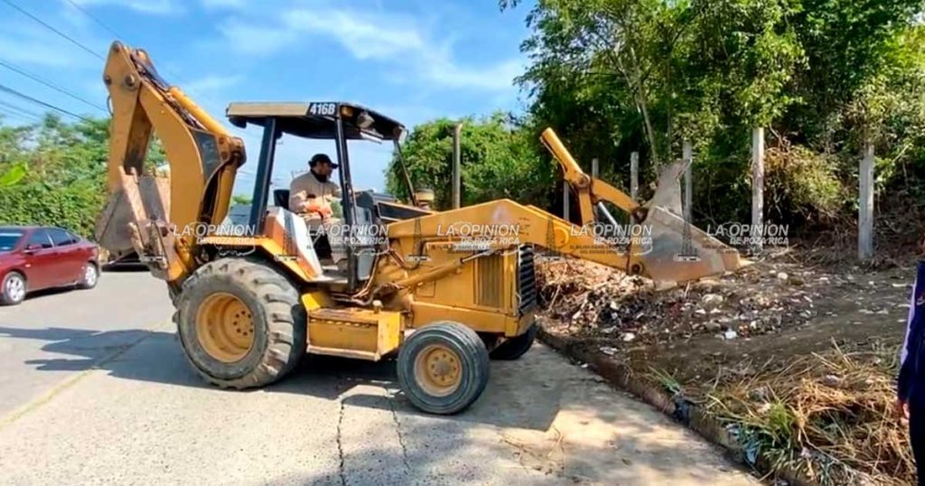 Arranca la obra de la barda perimetral del CBTis N. 78 Arranca la obra de la barda perimetral del CBTis N. 78