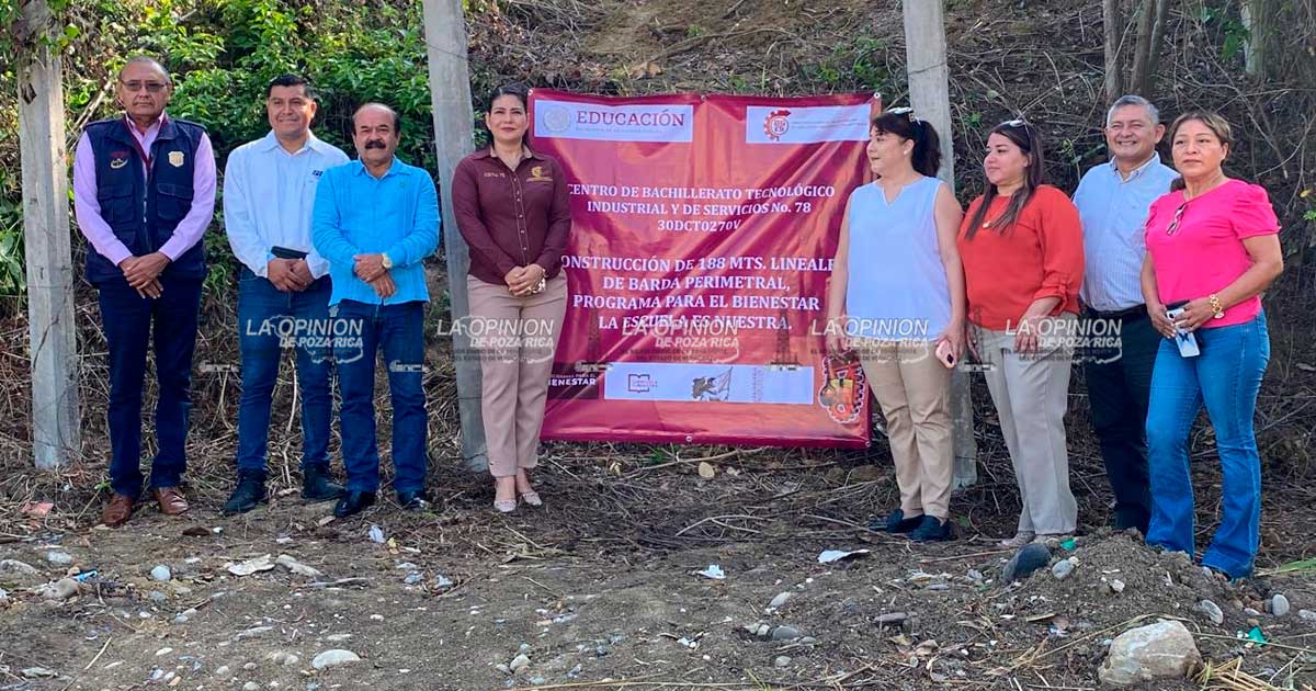 Arranca la obra de la barda perimetral del CBTis N. 78 Arranca la obra de la barda perimetral del CBTis N. 78