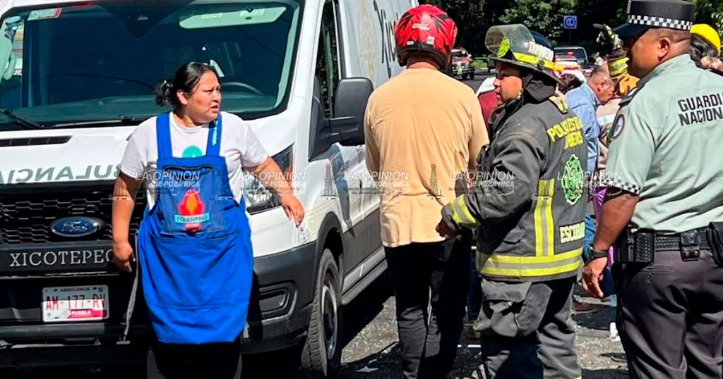 Tres muertos y veinticinco heridos tras volcadura de Futura Tres muertos y veinticinco heridos tras volcadura de Futura