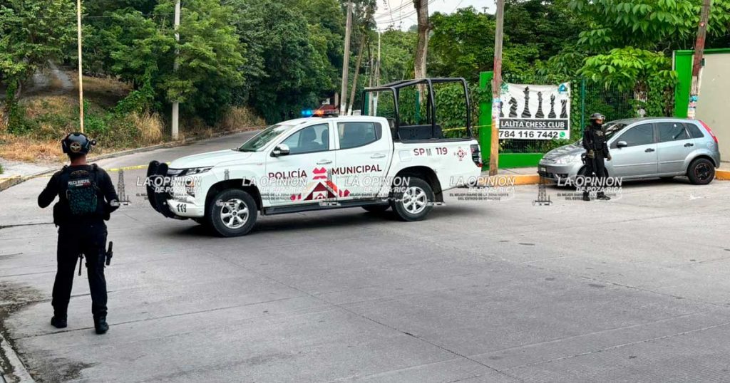 Le marcan el alto y no se detiene Le marcan el alto y no se detiene