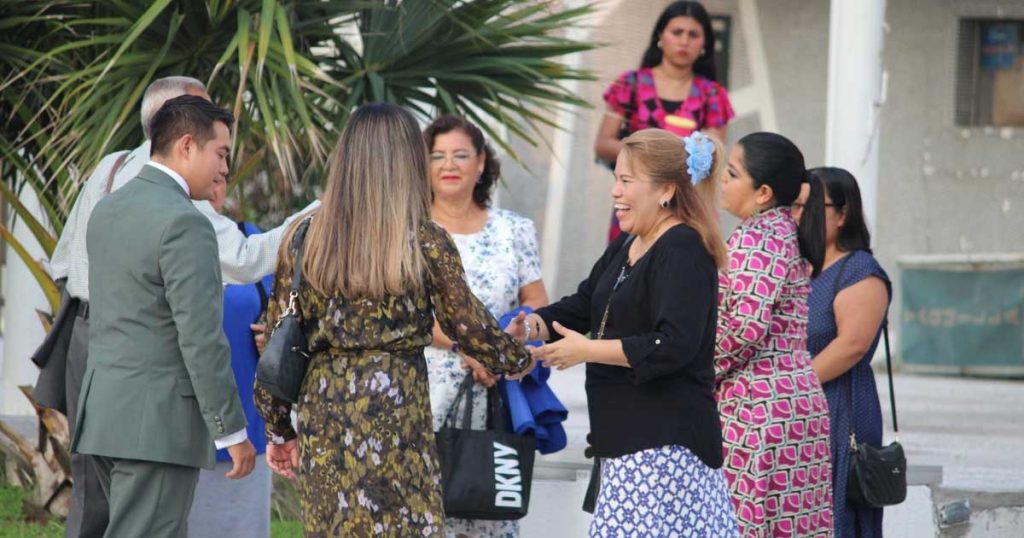 ¡Programa de tres días centrado en la adoración pura! ¡Programa de tres días centrado en la adoración pura!