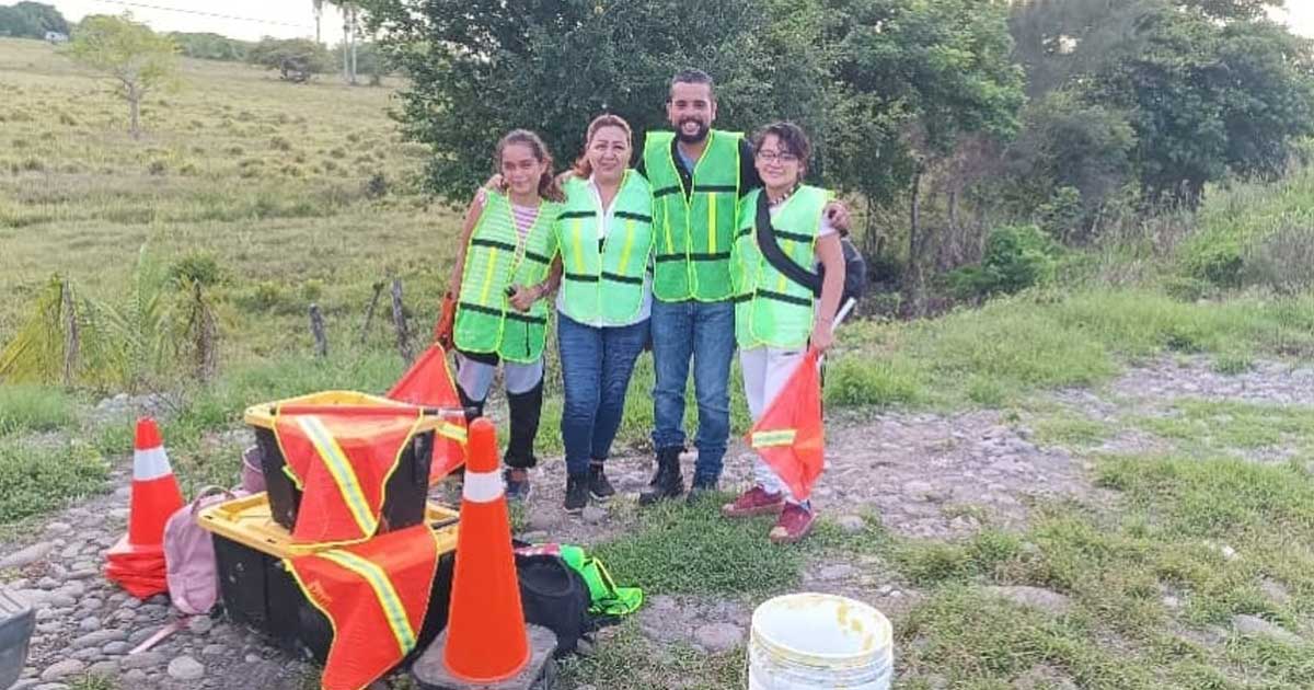 Organizaciones de Tecolutla, Gutiérrez Zamora, Nautla y Coatzacoalcos se unen para salvar al Cangrejo Azul Organizaciones de Tecolutla, Gutiérrez Zamora, Nautla y Coatzacoalcos se unen para salvar al Cangrejo Azul