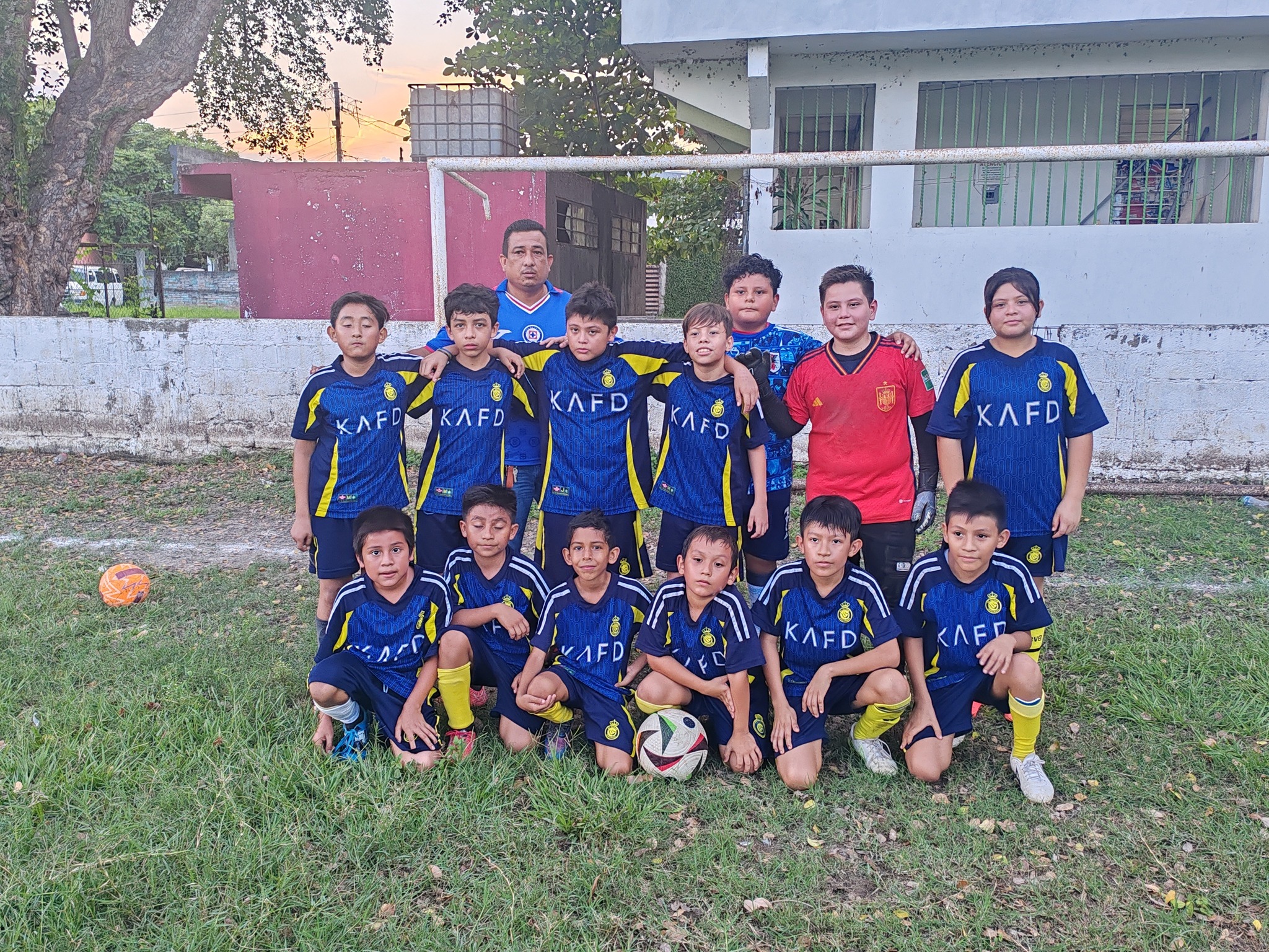 Debutan con ráfaga de goles en Mini Barrios