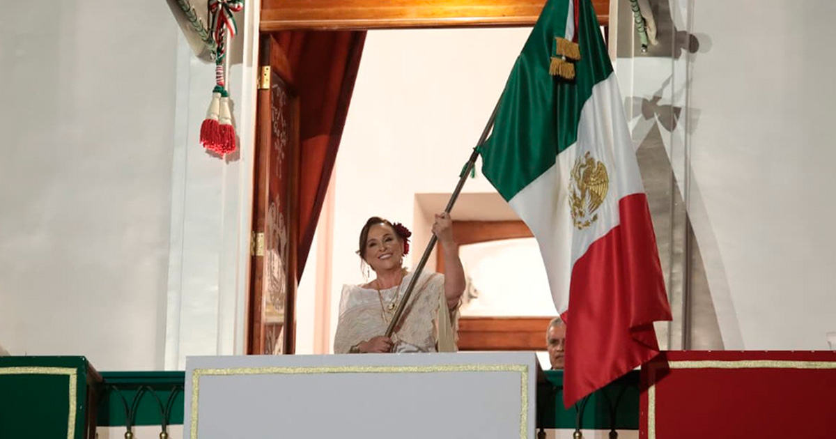 Rocío Nahle hace historia al dar el Grito de Independencia como primera gobernadora de Veracruz Rocío Nahle hace historia al dar el Grito de Independencia como primera gobernadora de Veracruz