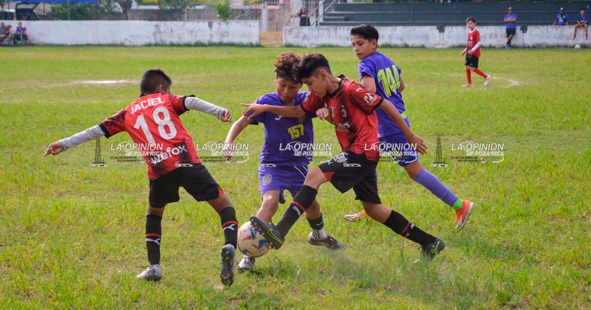 ¡El campeón defensor abre con triunfo Mini Barrios 2025! ¡El campeón defensor abre con triunfo Mini Barrios 2025!