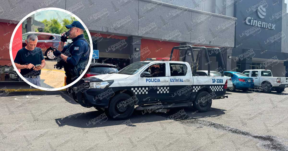 Roban otra camioneta del estacionamiento de Soriana Híper Roban otra camioneta del estacionamiento de Soriana Híper