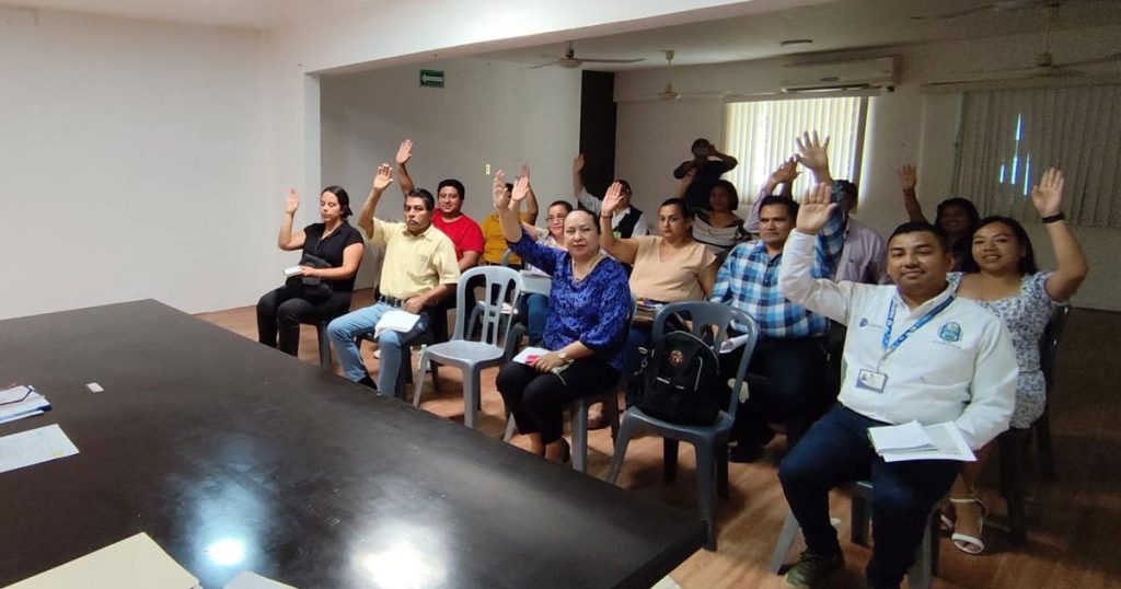 Suspenden desfiles en Cerro Azul Suspenden desfiles en Cerro Azul