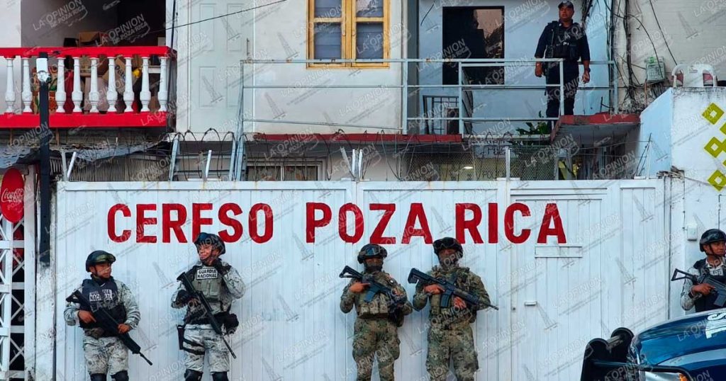 Operativo sorpresa en el Cereso de Poza Rica Operativo sorpresa en el Cereso de Poza Rica