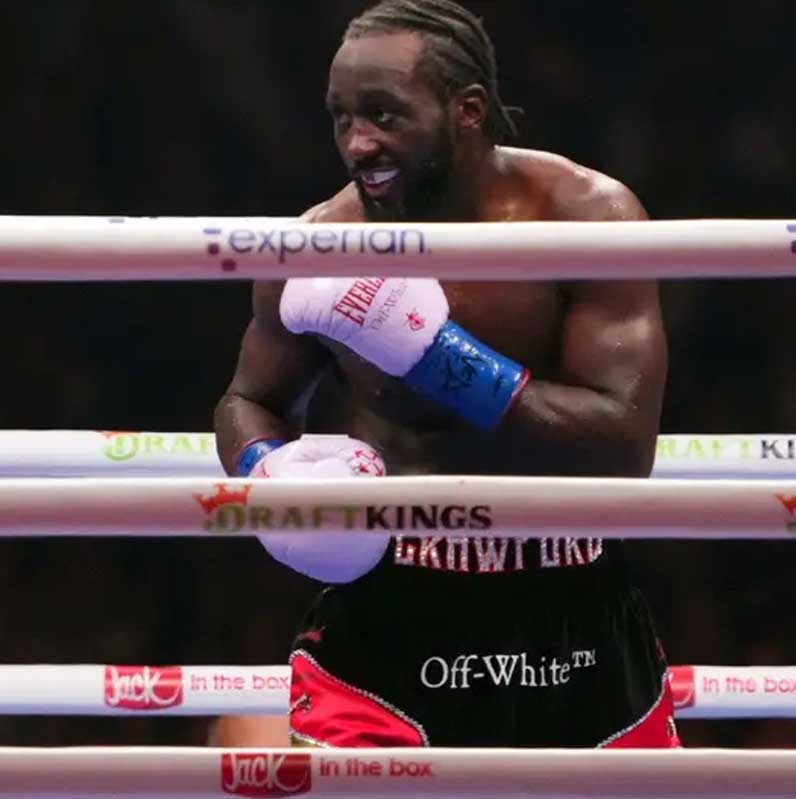 Terence Crawford rinde homenaje tras vencerlo Terence Crawford rinde homenaje tras vencerlo