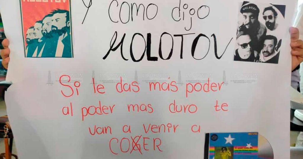 Padres del Cbtis 191 dan 24 horas a autoridades para aclarar destino de recursos; alumnos también protestan