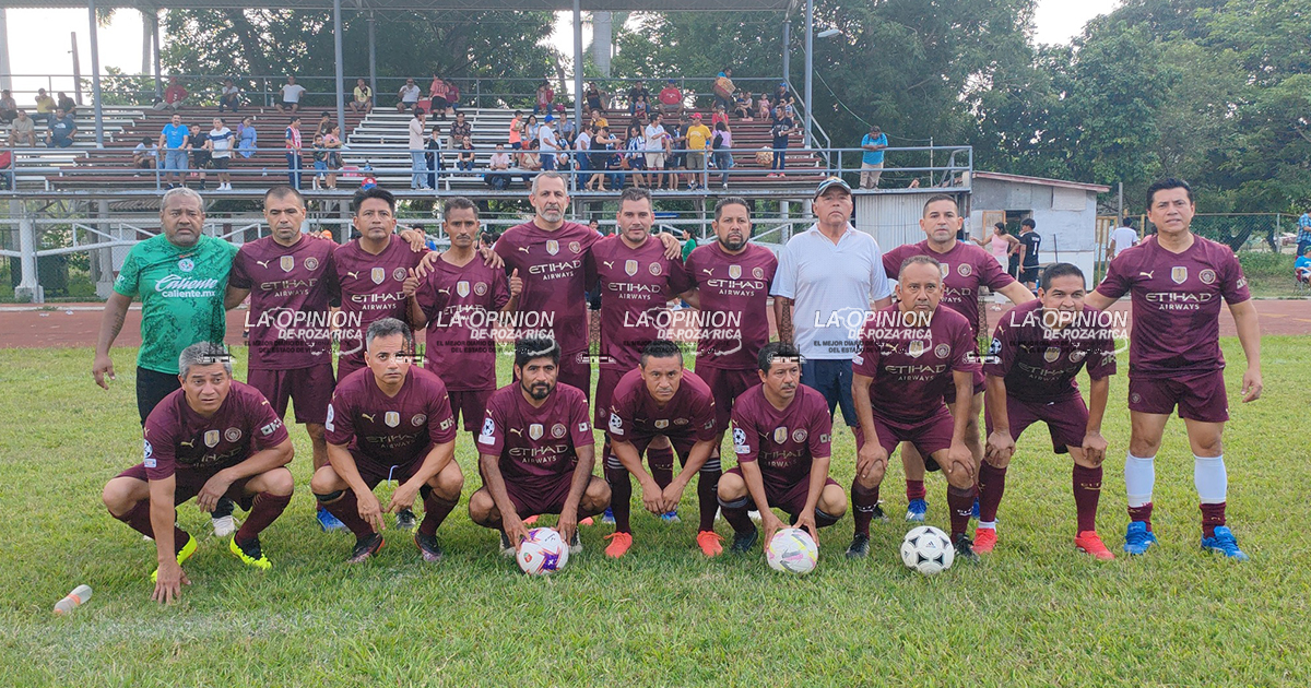 Le ponen la cereza en el pastel a la Máster de 47-53 Le ponen la cereza en el pastel a la Máster de 47-53