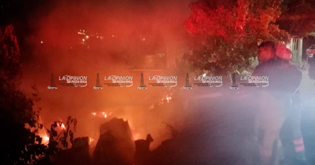 Vándalos provocan incendio Vándalos provocan incendio