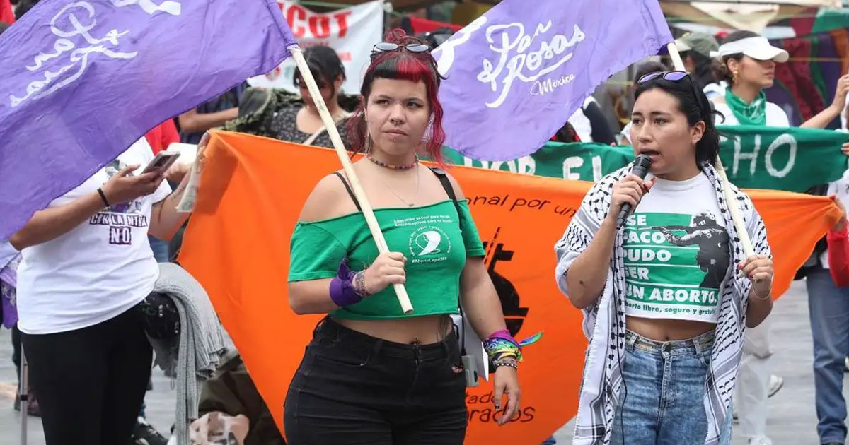 Demandan colectivos feministas en CDMX aborto legal
