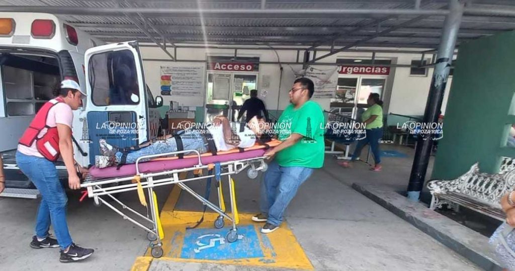 Obrero se lesiona al caer del techo de la iglesia