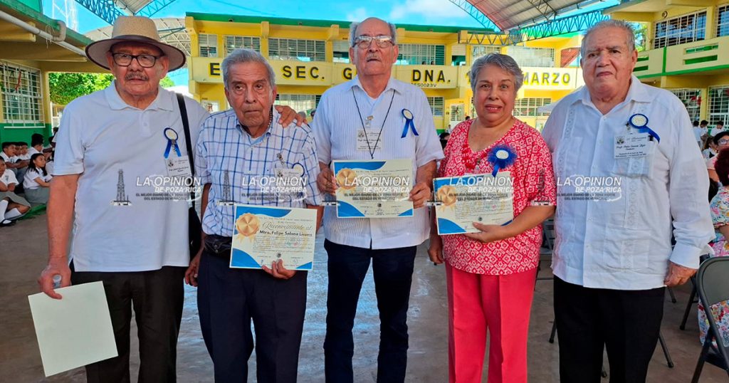 Secundaria “18 de Marzo” conmemora 55 aniversario Secundaria “18 de Marzo” conmemora 55 aniversario