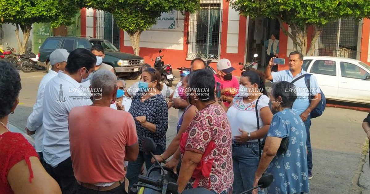 Falta de abasto de agua en colonias de Alvarado