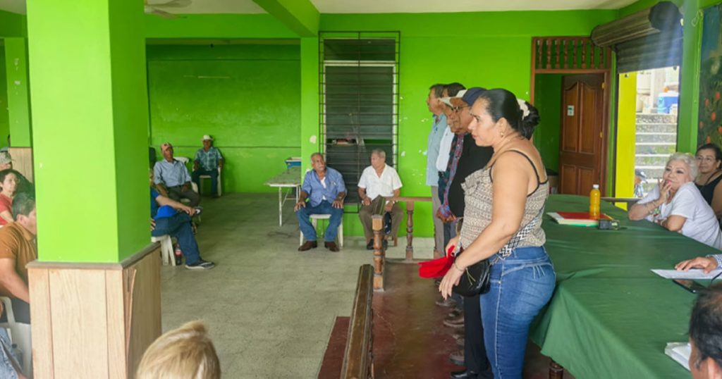 Renuevan directiva ejidal en Coatzintla con amplia mayoría