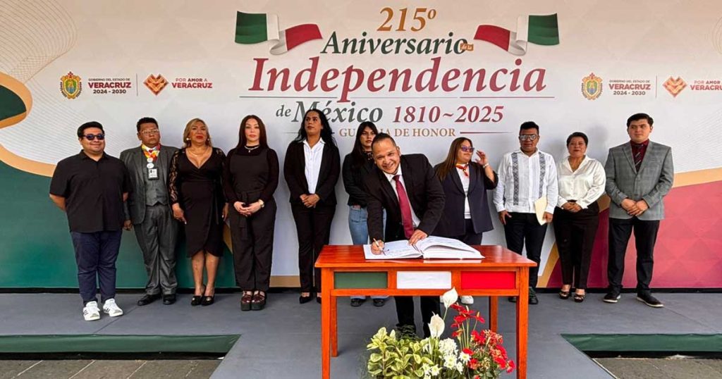 Por primera vez, comunidad LGBT+ participa en la guardia de honor en Los Berros