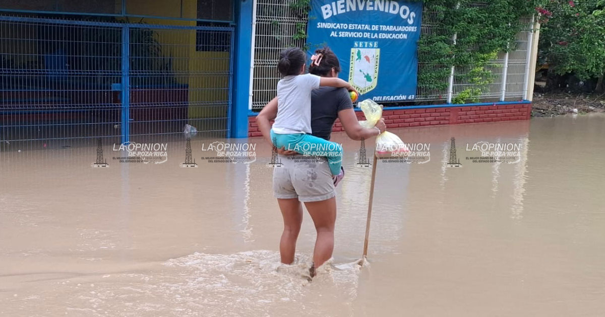 Tras inundaciones, 13 días sin clases Tras inundaciones, 13 días sin clases