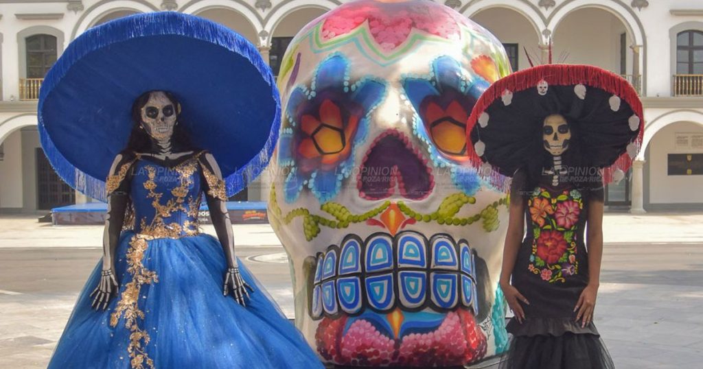 Más de 40 Catrinas realizarán "Procesión al Mictlán" en Veracruz Más de 40 Catrinas realizarán "Procesión al Mictlán" en Veracruz