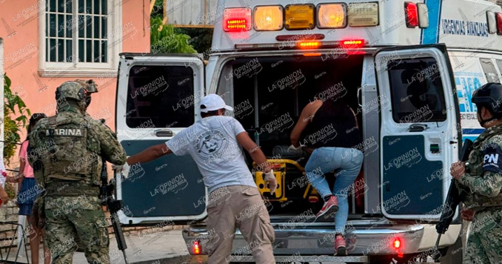 Dos hombres muertos y una mujer herida Dos hombres muertos y una mujer herida