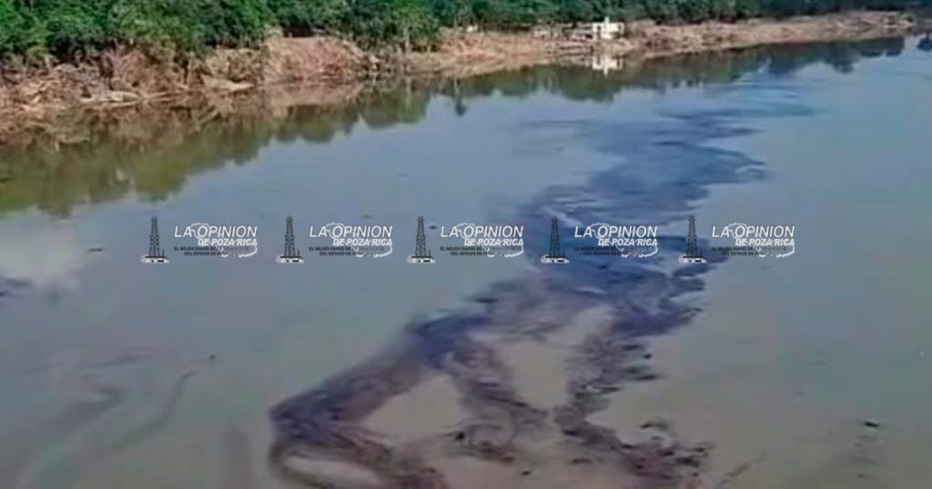 Derrame contamina aguas del río Pantepec