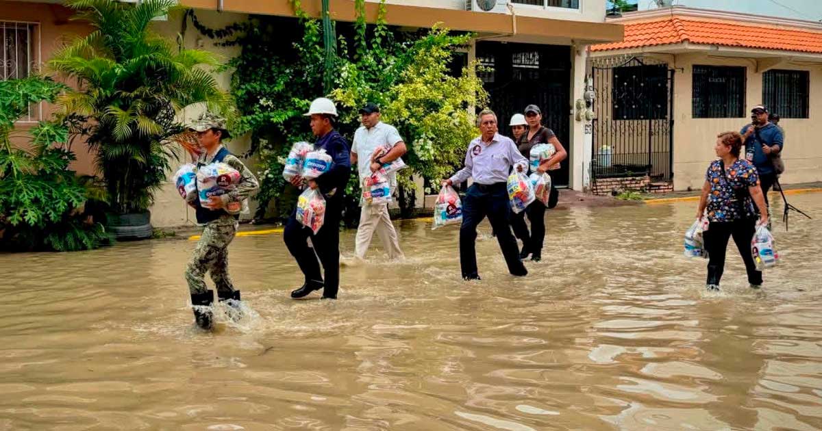 Alcaldesa electa de Poza Rica suma voluntades para atender a familias vulnerables ante la creciente del río Cazones